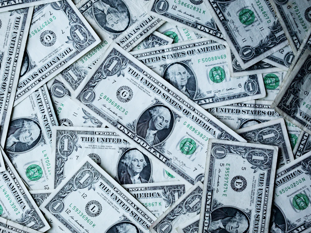 One-off tips alongside recurring membership tiers